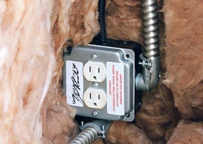 7400mp-electrical-outlets